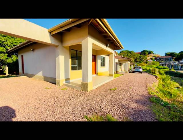 2 BEDROOM COMPLEX FOR SALE IN ISIPINGO RAIL